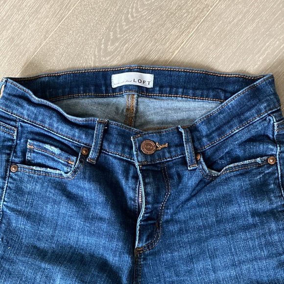 Ann Taylor Loft skinny crop jeans size 26/2 - Picture 4 of 6